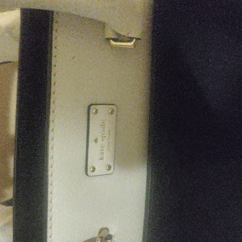 Designer purse - Picture 2 of 2
